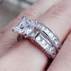 New Style Charm Couple Rings His Her Silver Color Princess Cut CZ Anniversary Promise Wedding Engagement Ring Sets