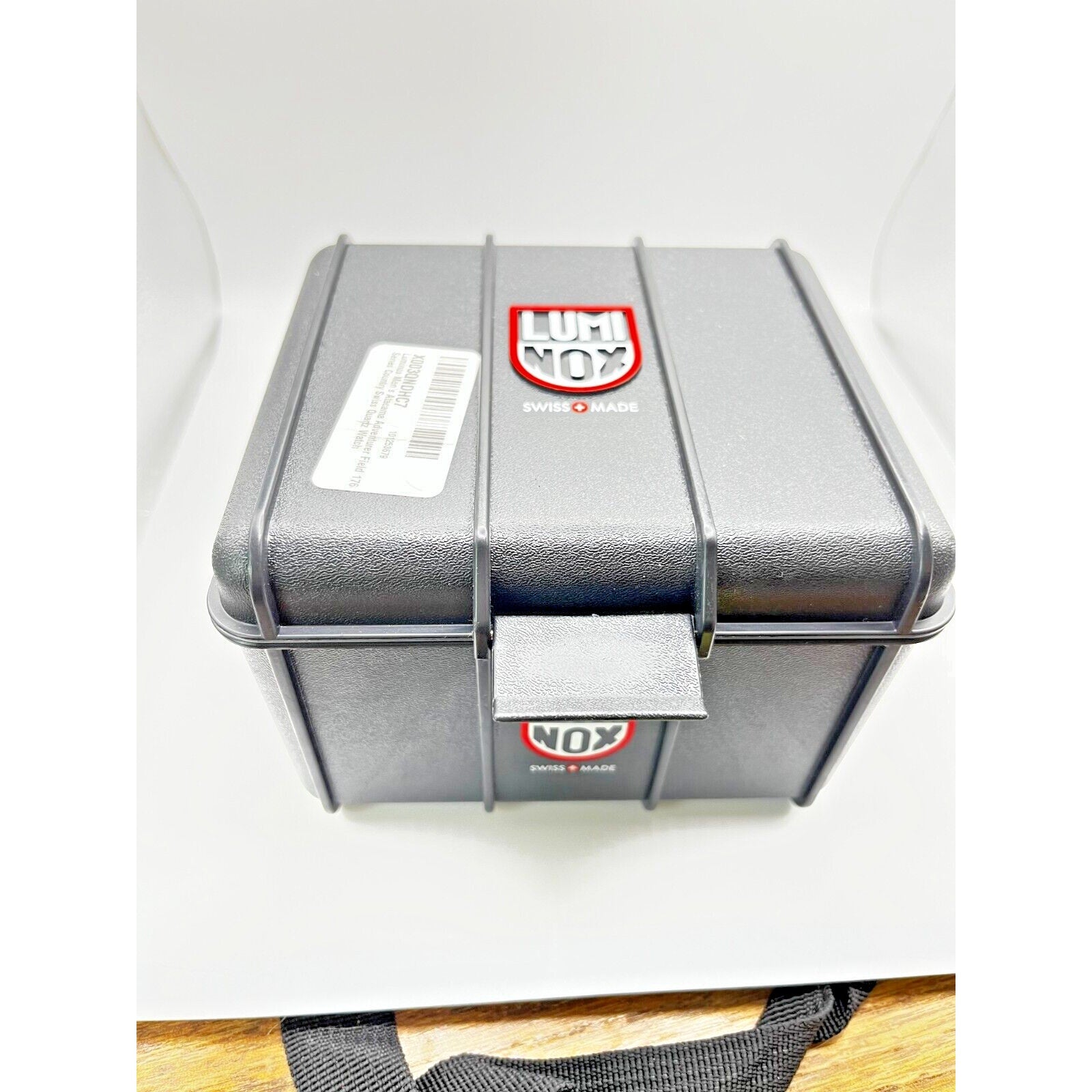 Seiko 6N52-00A0 SUR307 Gold Quartz Watch Authentic New W LUMINOX Gift Box