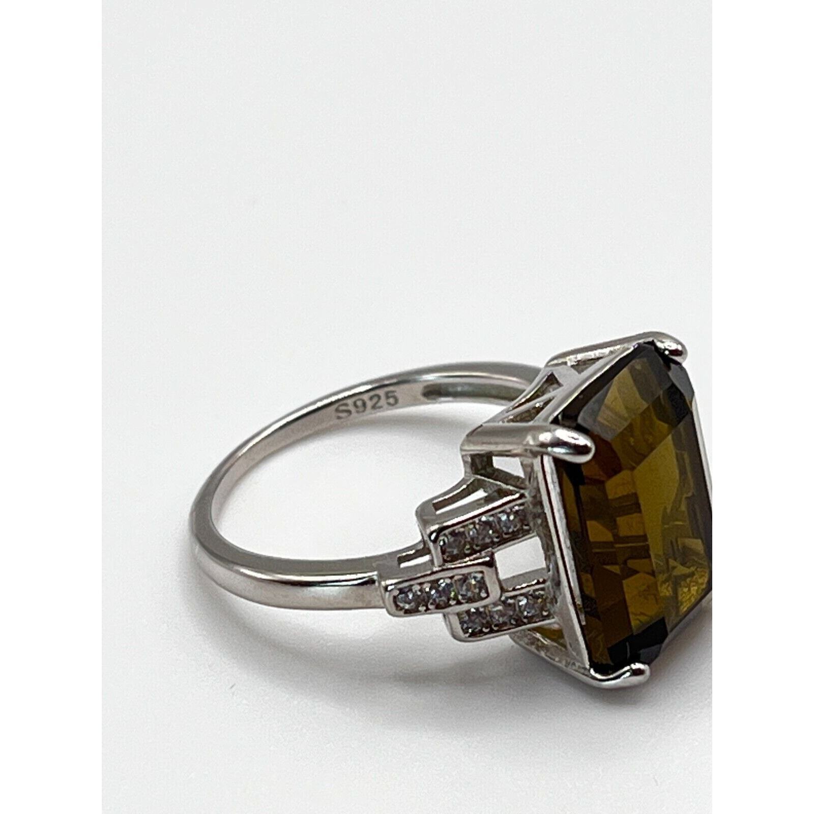 .925 Sterling Silver Quartz and Cubic Zirconia Ring Size 7