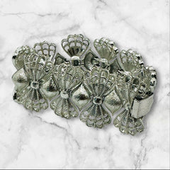 Vintage Signed CORO Silver-Tone Filigree Bow Link Bracelet 7.5" Fold Over Clasp