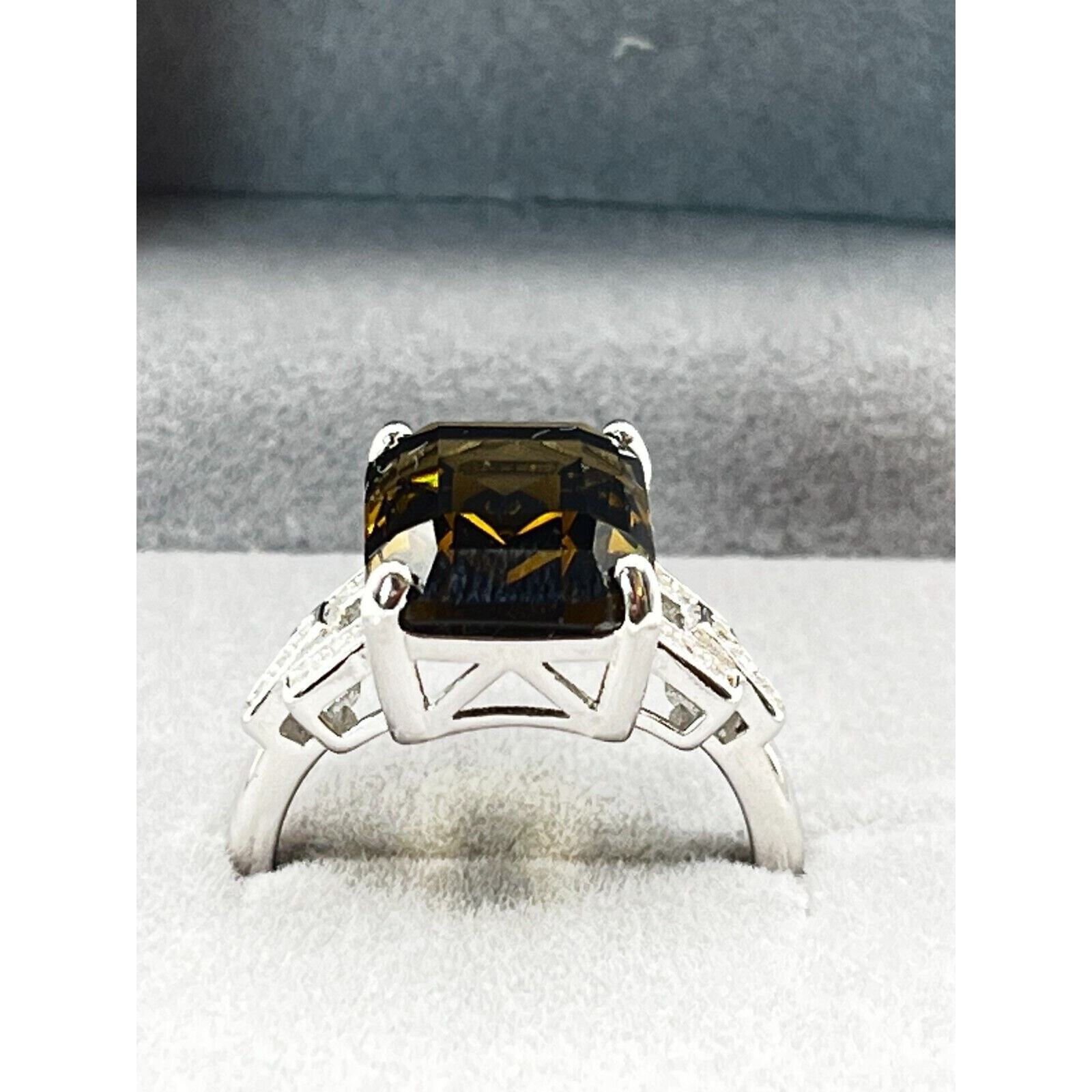 .925 Sterling Silver Quartz and Cubic Zirconia Ring Size 7