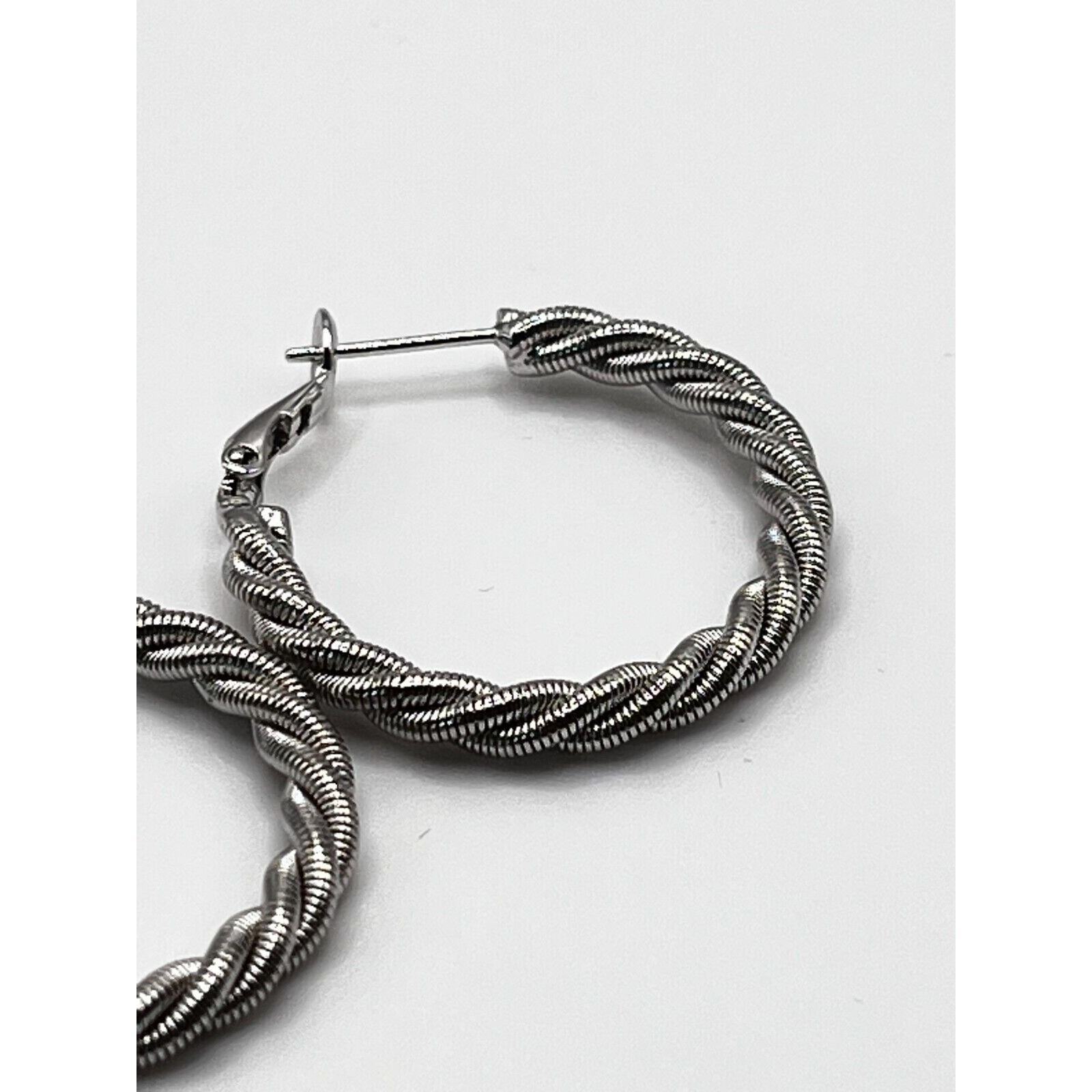925 Sterling Silver Hoop Earrings with Braided Design 8G NIB